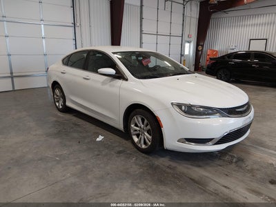 CHRYSLER 200 2015