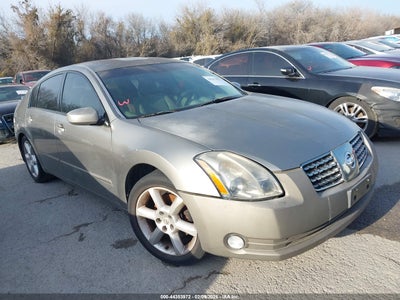 NISSAN MAXIMA 2004