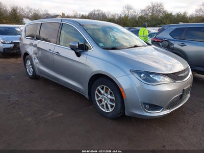 CHRYSLER PACIFICA 2017