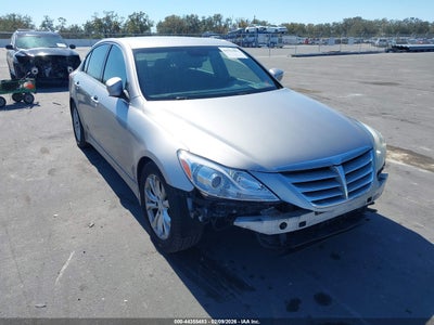 HYUNDAI GENESIS 2013