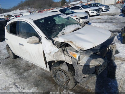 NISSAN VERSA 2019