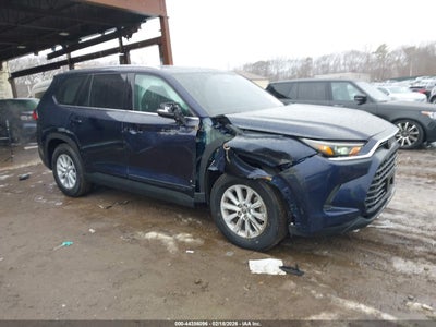 TOYOTA GRAND HIGHLANDER 2025