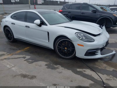 PORSCHE PANAMERA 2018