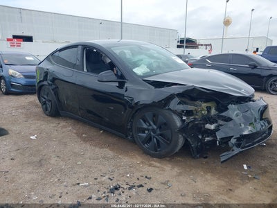 TESLA MODEL Y 2025