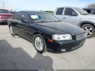 VOLVO S80 2004