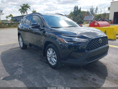 TOYOTA COROLLA CROSS 2025
