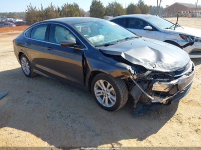 CHRYSLER 200 2017