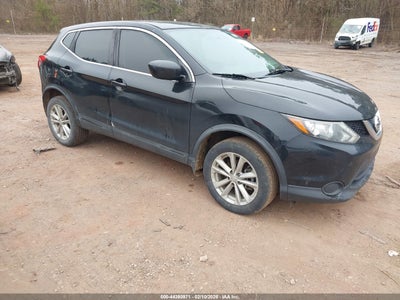 NISSAN ROGUE SPORT 2017