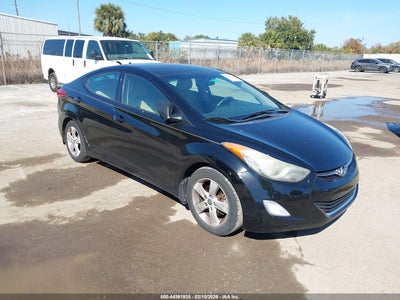 HYUNDAI ELANTRA 2013