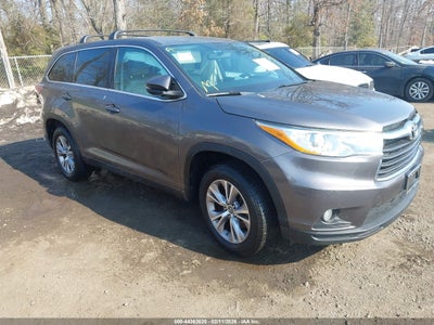 TOYOTA HIGHLANDER 2016