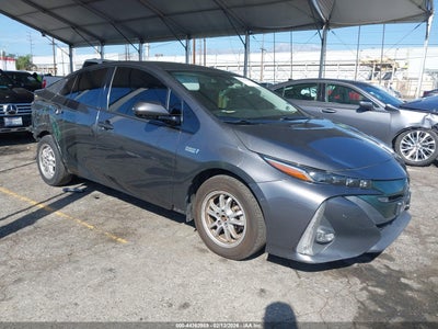 TOYOTA PRIUS PRIME 2018