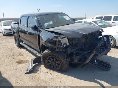 TOYOTA TACOMA 2023