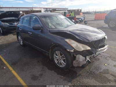 INFINITI EX35 2010