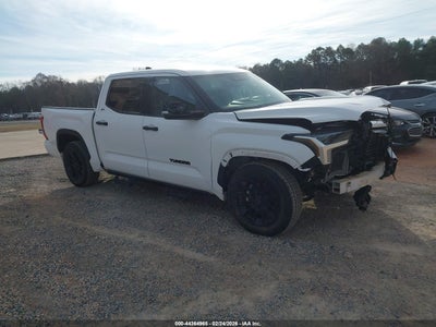 TOYOTA TUNDRA 2023