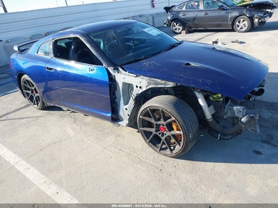 NISSAN GT-R 2013