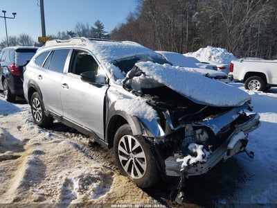 SUBARU OUTBACK 2024