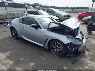 TOYOTA GR86 2024