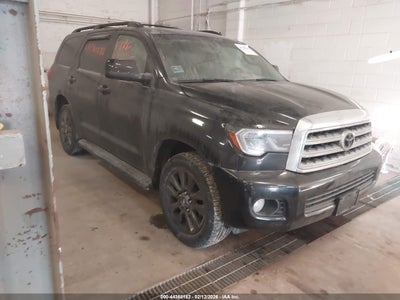 TOYOTA SEQUOIA 2010