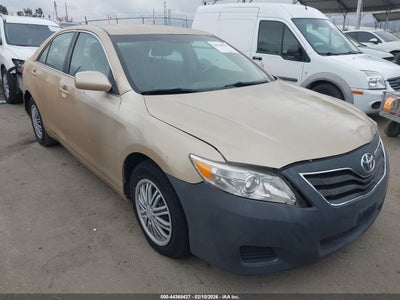 TOYOTA CAMRY 2011