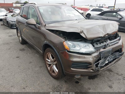VOLKSWAGEN TOUAREG 2014