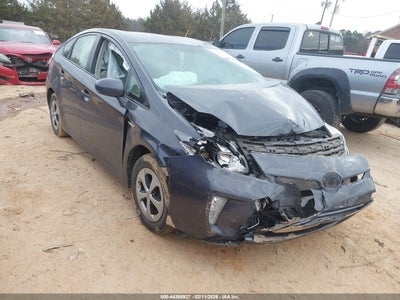 TOYOTA PRIUS 2015