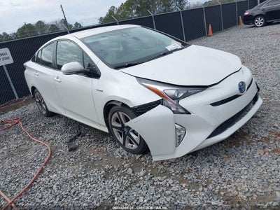 TOYOTA PRIUS 2016