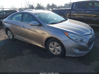 HYUNDAI SONATA HYBRID 2013