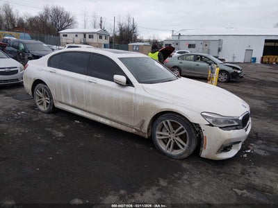 BMW 750I 2016