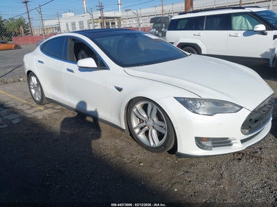 TESLA MODEL S 2015