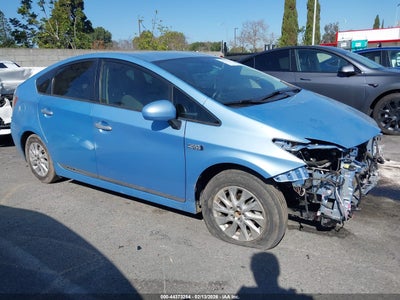 TOYOTA PRIUS PLUG-IN 2012