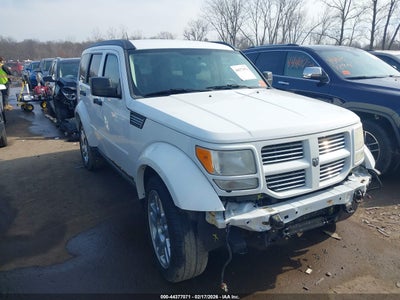 DODGE NITRO 2011