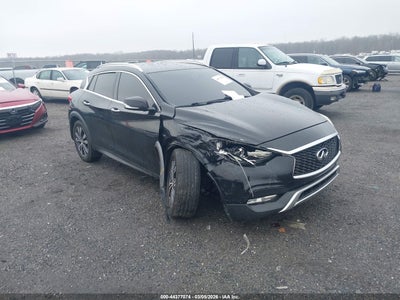 INFINITI QX30 2017