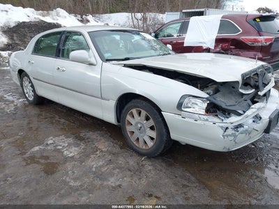 LINCOLN TOWN CAR 2007