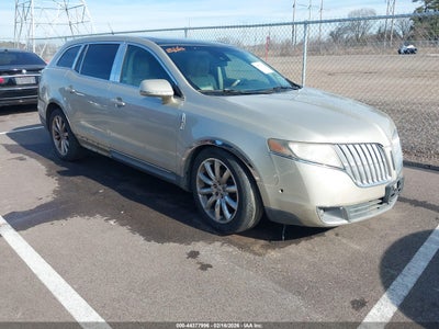 LINCOLN MKT 2010