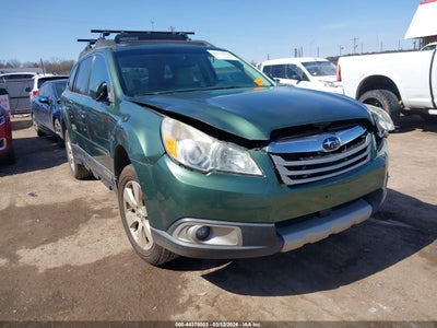 SUBARU OUTBACK 2012