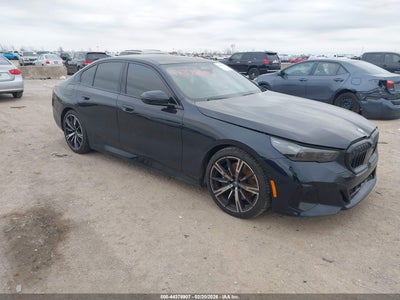 BMW 550E 2025