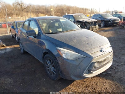 TOYOTA YARIS 2019