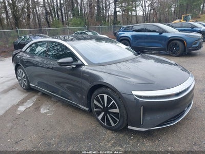 LUCID AIR 2025