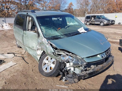 TOYOTA SIENNA 2006