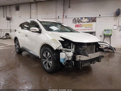 NISSAN MURANO 2021