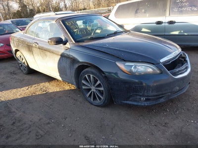 CHRYSLER 200 2011