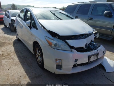 TOYOTA PRIUS 2010