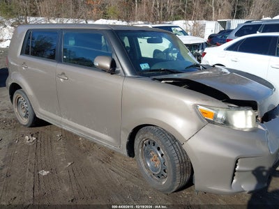 SCION XB 2012