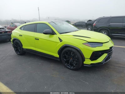 LAMBORGHINI URUS 2023