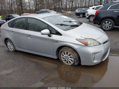 TOYOTA PRIUS PLUG-IN 2012