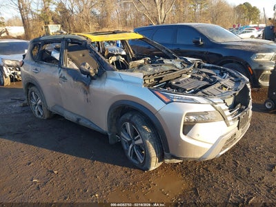 NISSAN ROGUE 2025