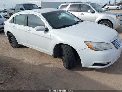 CHRYSLER 200 2013
