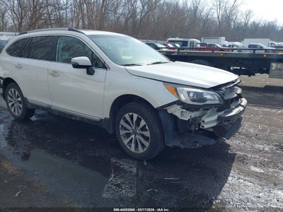SUBARU OUTBACK 2017