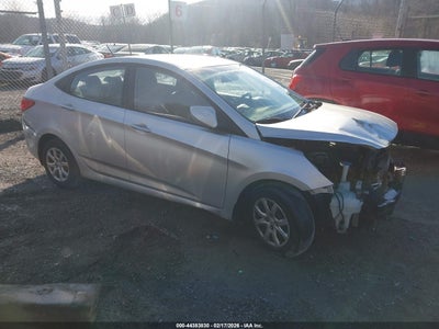 HYUNDAI ACCENT 2013