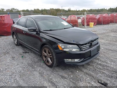 VOLKSWAGEN PASSAT 2012